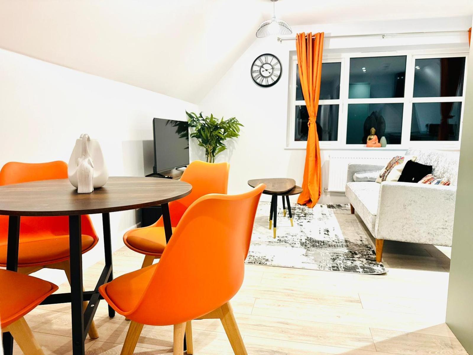 Dover Luxury Apartments, Near Ferry Екстериор снимка