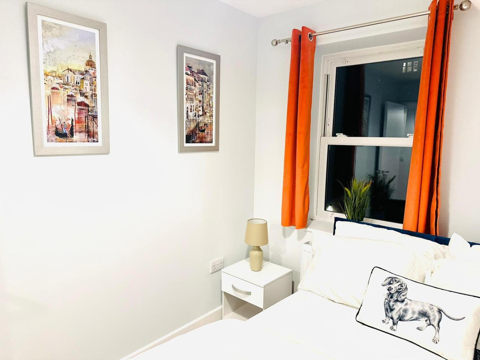 Dover Luxury Apartments, Near Ferry Екстериор снимка