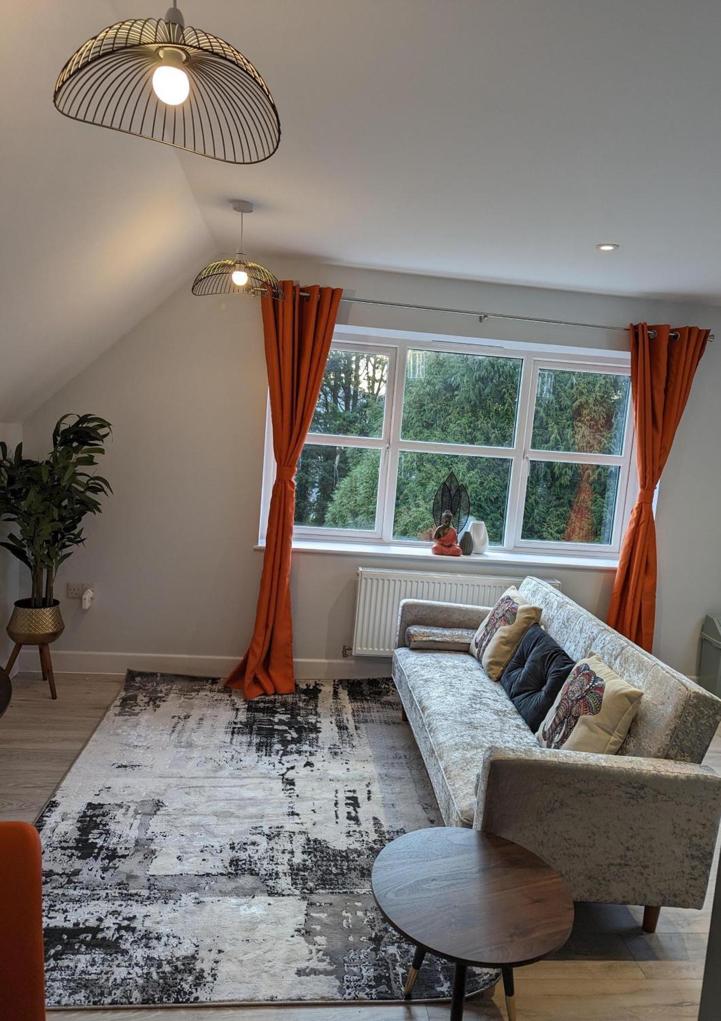 Dover Luxury Apartments, Near Ferry Екстериор снимка